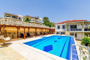 Exclusive 4 Bedroom Villa, Fethiye Villa 1006